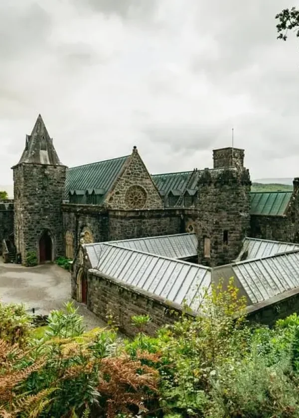 Oban, Glencoe, Highland Lochs & Castles Tour