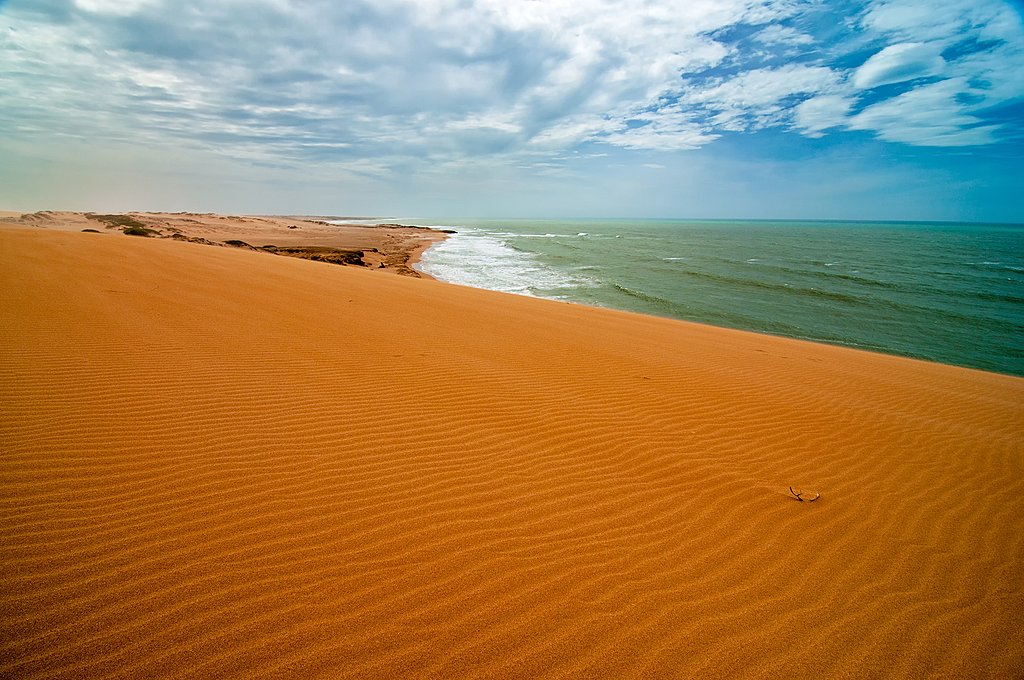 A view of the ocean as seen from Taroa Sand Dune